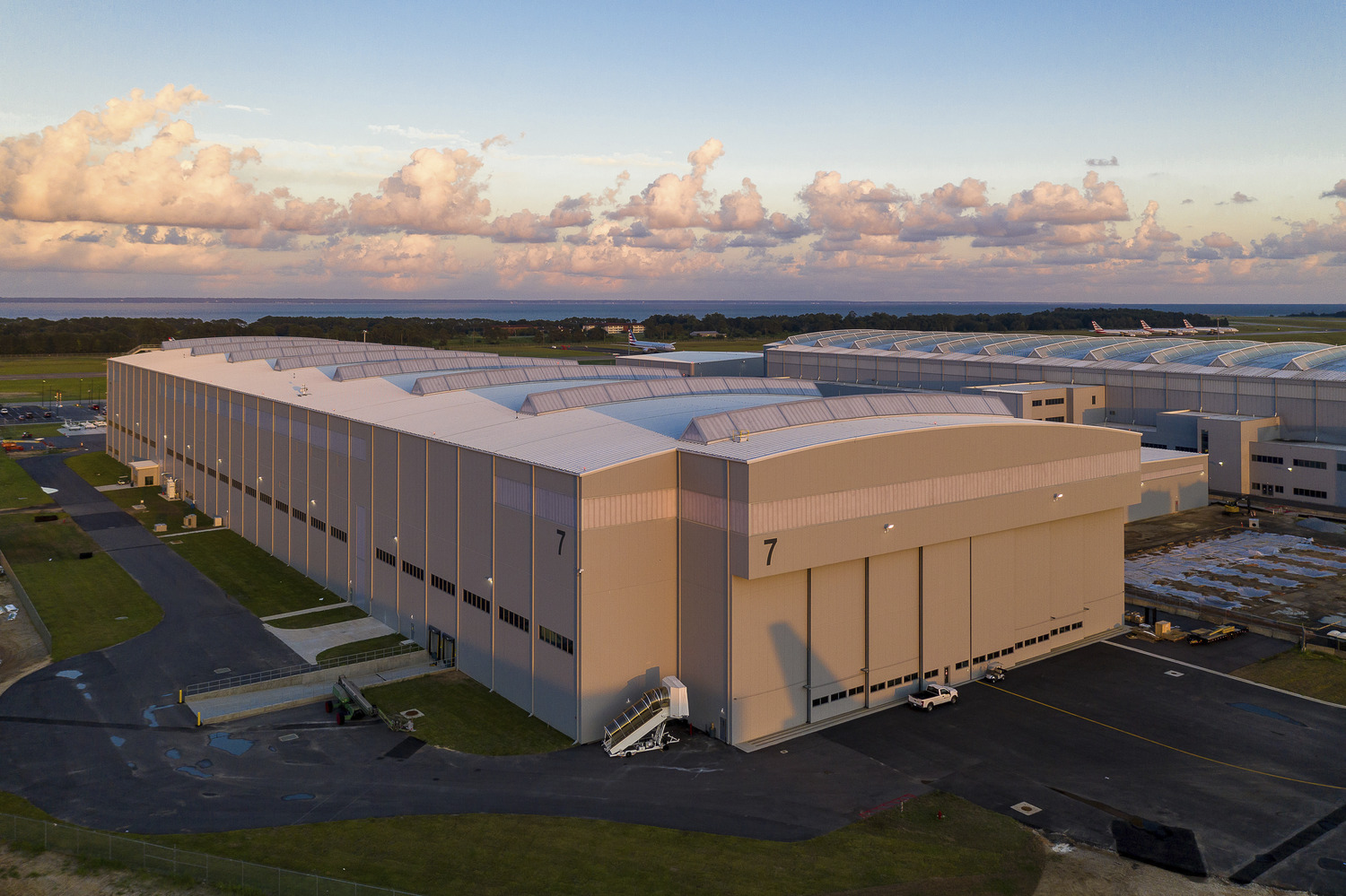 Airbus A220 FAL photos Boeing’s 777X Composite Wing Center in Everett, Washington