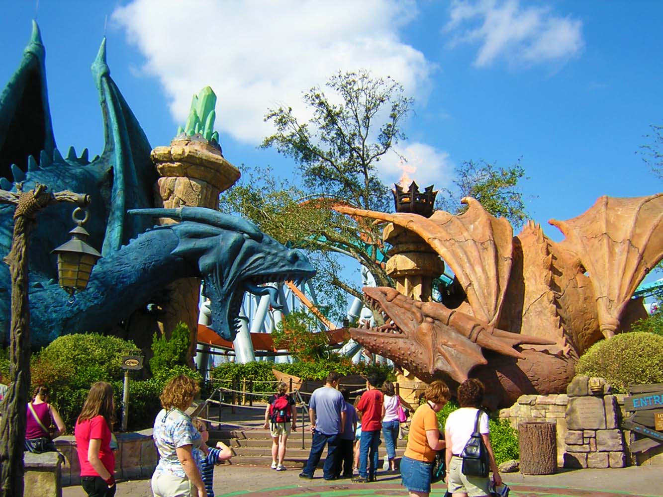 Universal Studios Florida’s: Dueling Dragons and Poseidon’s Fury Ride entrance featuring a blue dragon and a red dragon